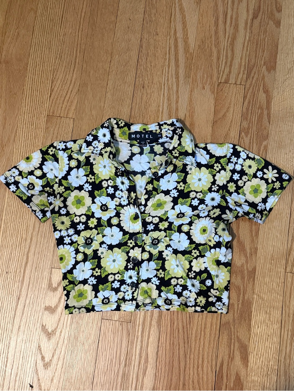 Motel retro floral shirt
